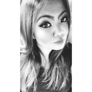 Meet your Posher, Marionne